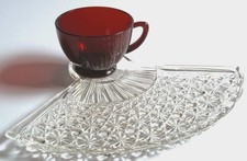 Anchor Hocking Royal Ruby Snack Set-Plate and Regular Punch Cup 6712047 picture