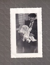 Baby with an angry face Found Original  Vintage PHOTOGRAPH G113 picture