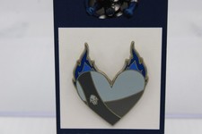 A4 Disney Parks DLR DCA Mystery LE 340 Pin Hades Heart Be my Villaintine Pin picture