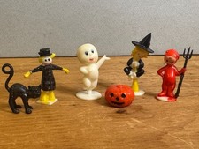 Vtg SSCO 6 Halloween Mini Cake Toppers Ghost Devil Witch Pumpkin Cat Scarecrow picture