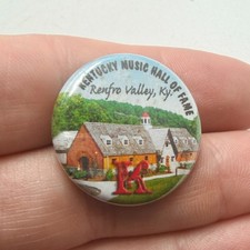Kentucky Music Hall Of Fame Lapel Pin Renfro Valley Kentucky Souvenir Vintage picture