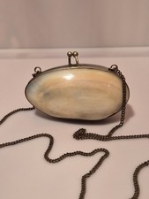 ANTIQUE VICTORIAN ERA CLAM SHELL BRASS COIN CHANGE PURSE POCKET DAINTY MOP F5jj picture