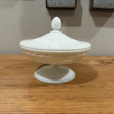 White Milk Glass Candy Dish Pedestal Compote Bowl with Lid Pineapple Finial VTG picture