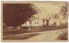 Bradford, Vermont Inn or Public House & Outside Guests Cabinet Photo picture