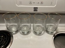 4 Vintage Winter Arby’s Christmas Glasses Clear w/ White Etched Snow 16 Oz READ picture
