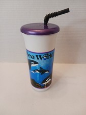Vintage 1995 Sea World SHAMU Orca Killer Whale Plastic 32 Oz Cup Mug Souvenir picture