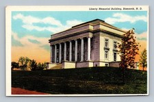 Liberty Memorial Building Bismarck ND Curteich Linen Postcard Vintage 1940s picture