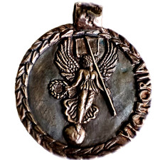 29-27 BC Ancient Roman Legionary SILVER Pendant Depicting High Detailed Victoria picture