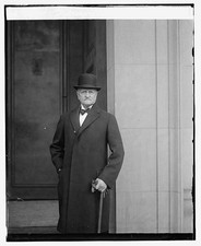 Photo:General John J Pershing Portrait in Overcoat and Bowler Hat picture