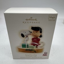 2009 Hallmark Kissed By A Dog Ornament - The Peanuts Gang - Snoopy And Lucy NEW picture
