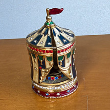 Estée Lauder Beautiful Solid Perfume Circus Tent Compact 2001 Collectible No Box picture