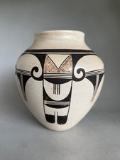 Vintage Helen Naha 1922-1993 Hopi Feather Woman Olla Pot 7