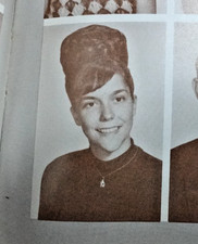 RARE Karen Carpenter 1967 High School Yearbook Downey CA Senior ORIGINAL picture