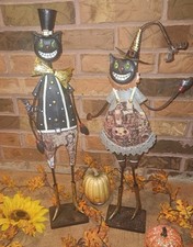 Halloween Folk Art Metal Whimsical  Cat Pair 22