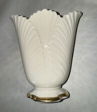 Vtg  Lenox Porcelain Collection Elegant Footed 24 Kt Gold Trim Leaf Fan 6” Vase picture