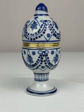 Vtg Bombay Cobalt Blue and White Hinged Egg Trinket Box w/ Gold Trim picture