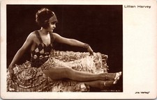 RISQUE PORTRAIT OF BEAUTIFUL  FILM ACTRESS LILLIAN HARVEY : IRIS VERLAG : RPPC picture
