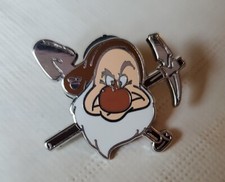 Disney pins WDW - 2014 Hidden Mickey Series Snow White 7 Seven Dwarfs - Grumpy  picture