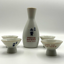 DAISHO Finest Sake Grand Prize Set Made in Japan Bottle & 4 Cups White Blue picture