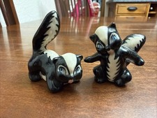 VINTAGE Ceramic Skunk Figurines Blue eyes Eyelashes MCM Kitch picture