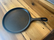 Vintage Lodge 10.5 Model 90G USA Cast Iron Griddle Flat Surface Loop Handle picture