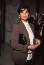Ali MacGraw January 1989 Celebrity Music Actor Historic Old Photo 1 picture
