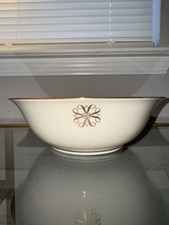 Lenox Avon’s Very Best - 1980 President’s Club Bowl, 9 1/4” picture