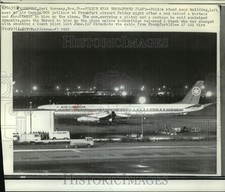 1972 Press Photo Air Canada DC8 Jetliner Involved in Hostage Standoff, Frankfurt picture