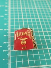 Vtg Freemason Masonic Shriner Akdar Temple VIP Fez Gold Tone Lapel Pin picture