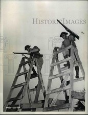 1942 Press Photo Canadian troops participate in exercises - nem45217 picture