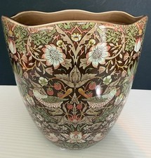 Williams Sonoma William Morris & Co Ceramic Planter Strawberry Thief Brown 9x8