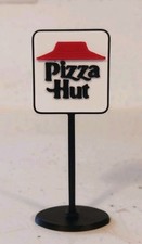 N-Scale PIZZA HUT Custom Miniature Restaurant Sign Diorama 3
