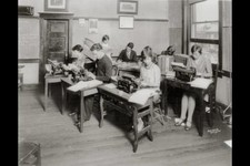 Photo:Springfield Missouri 1929 Journalism Class High School Typewriters picture