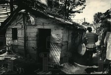 1987 Press Photo Figuera's shack in Brazil where her family lives - mja83422 picture