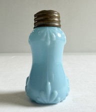 Antique EAPG Dithridge? Blue Glass Shaker Muffineer 3.5