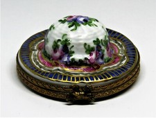 LIMOGES FRANCE BOX- SEVRES STYLE FLORAL BONNET - GARDENING HAT - FLOWERS - ROSES picture