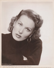 1955 Press Photo Beautiful Red-Haired Actress Maureen O'Hara picture