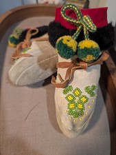 Handmade Native Beaded Moccasins - Infant picture