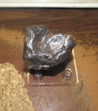 388 gm . CANYON DIABLO IRON METEORITE MUSEUM GRADE ARIZONA  STAND .85 # JAL picture