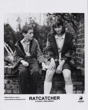 A34 A3402 – Ratcatcher 1999 Film Still William Eadie Leanne Mullen picture