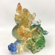 Liuli Crystal Pixiu Statue – Feng Shui Wealth Ornament picture
