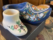 Vintage miniature shoe figurine lot of 2 hand painted ceramic Dutch wood clog picture