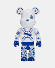 Medicom Toy BE@RBRICK 1000% Senado Square picture