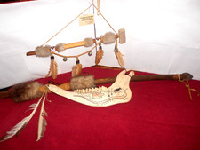 VTG. 3 PC. SPEAR -PEACE PIPE & JAW NATIVE INDIAN DESIGN & CRAFTSMANSHIP SET -W27 picture