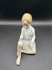 Lladro #4596, Girl Sitting With Flower (No Box) picture