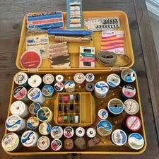 Lot OF 40+ Vintage Spool threads, in cute carry case needles bobbins etc  picture