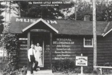 Little Bohemia Postcard Dillinger Sr. Manitowish Waters, Wisconsin.  Nelson picture