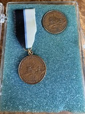 Official WWII Pearl Harbor Survivor Medal Set Act of Congress U.S. Mint w/ Case picture
