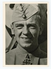 Oberleutnant Siegfried Freytag – Vintage WWII-Era Picture Postcard picture