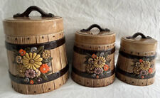 vintage 3 piece set ceramic barrel canisters w/daisy motif excellent condition picture